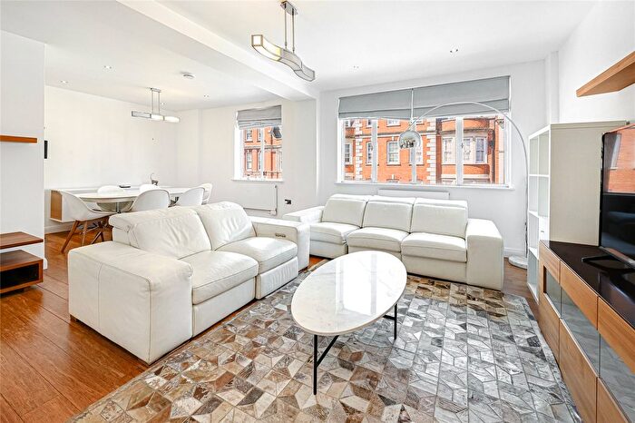 2 Bedroom Flat To Rent In Marylebone High Street, London, W1U