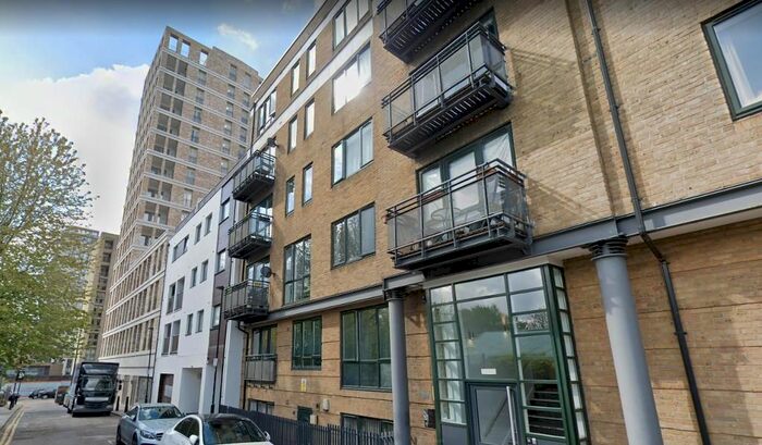 2 Bedroom Flat To Rent In Liberty House, Ensign, Aldgate, London, E1