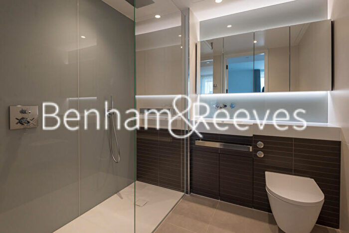 2 Bedroom Apartment To Rent In Circus Road, London, SW11