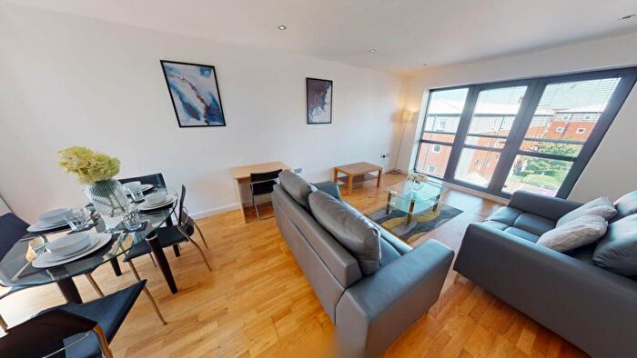 2 Bedroom Flat To Rent In The Reach, Liverpool, L3