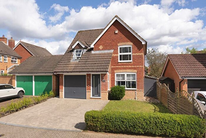 3 Bedroom Detached House For Sale In Lapins Lane, Kings Hill, ME19