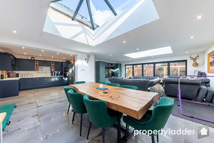4 Bedroom Detached Bungalow For Sale In St. Margarets Close, Horstead, Norwich, NR12