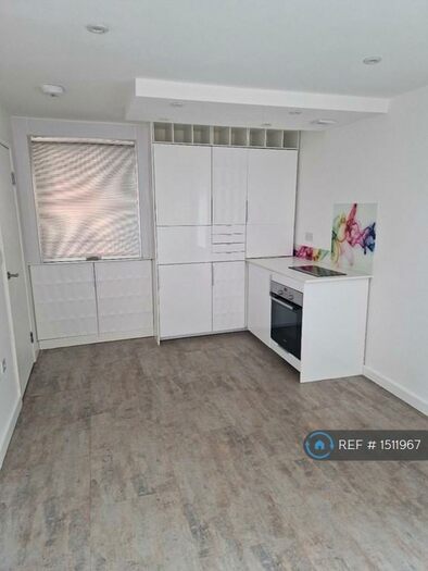 1 Bedroom Flat To Rent In Reeves Way, South Woodham Ferrers, Chelmsford, CM3