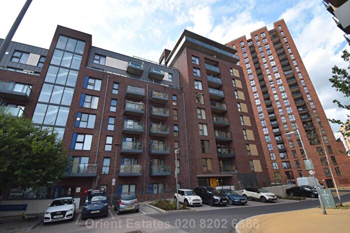 1 Bedroom Flat For Sale In Shearwater Drive, London, NW9