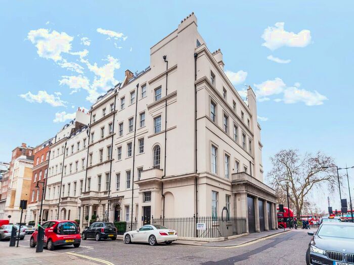 2 Bedroom Flat To Rent In Dunraven Street, Mayfiar, London, W1K