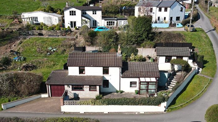 2 Bedroom Cottage For Sale In The Boarts, Lydbrook, GL17