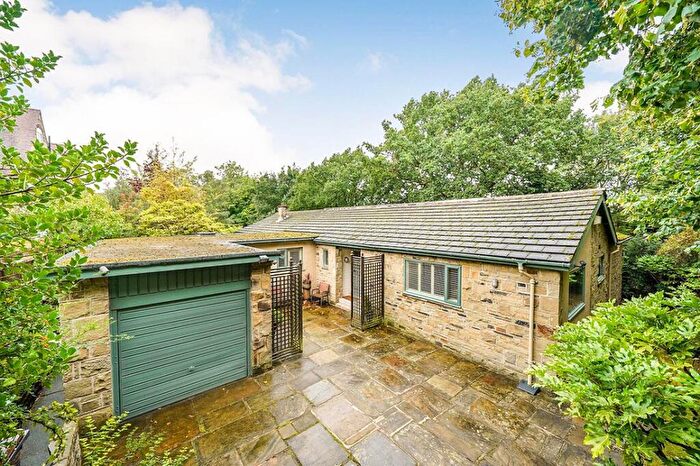 4 Bedroom Bungalow To Rent In Rutland Close, Harrogate, HG1