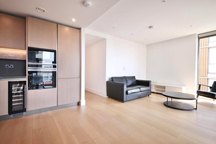 2 Bedroom Flat To Rent In Salisbury House, Palmer Road, Wandsworth, London, SW11