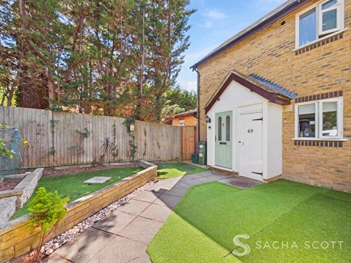 2 Bedroom Terraced House For Sale In Worcester Road, Sutton, SM2