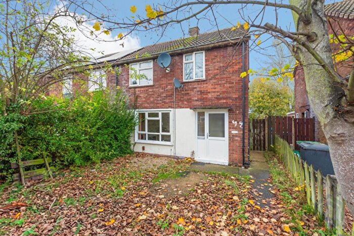 3 Bedroom Semi-Detached House For Sale In Wilberforce Road, Peterborough, PE1