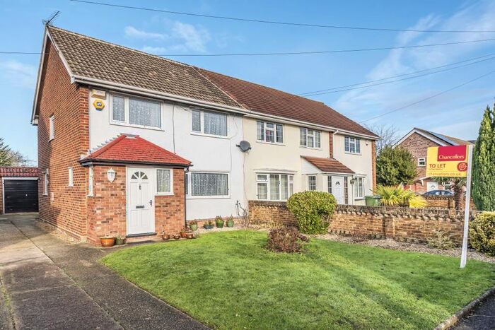 3 Bedroom Semi-Detached House To Rent In Stanwell, Surrey, TW19