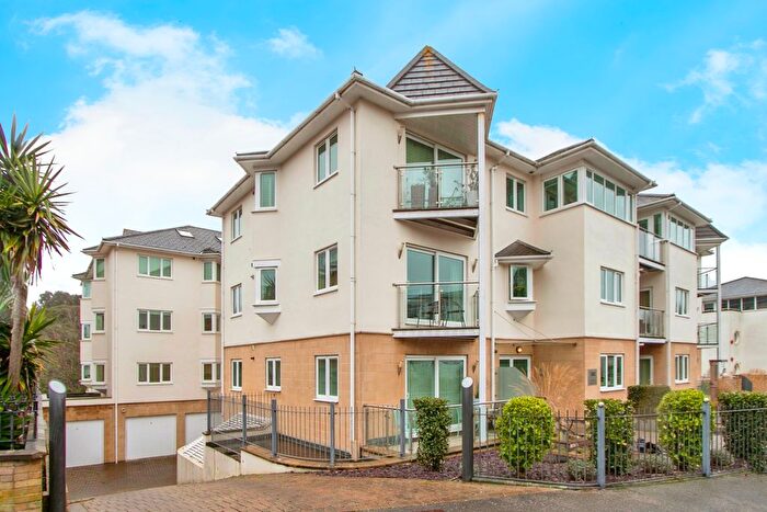 2 Bedroom Flat To Rent In - Studland Road, Bournemouth, BH4