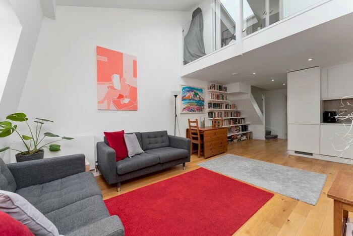 2 Bedroom Flat To Rent In , London, E8