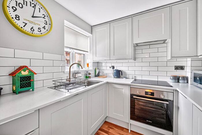 2 Bedroom Flat For Sale In Florence Road, Southsea, PO5