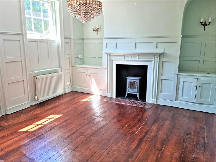 5 Bedroom Terraced House To Rent In Union Place, Wisbech, PE13