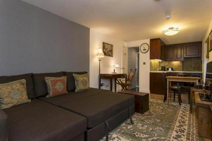 1 Bedroom Studio To Rent In Cartwright Gardens, Bloomsbury, London, WC1H