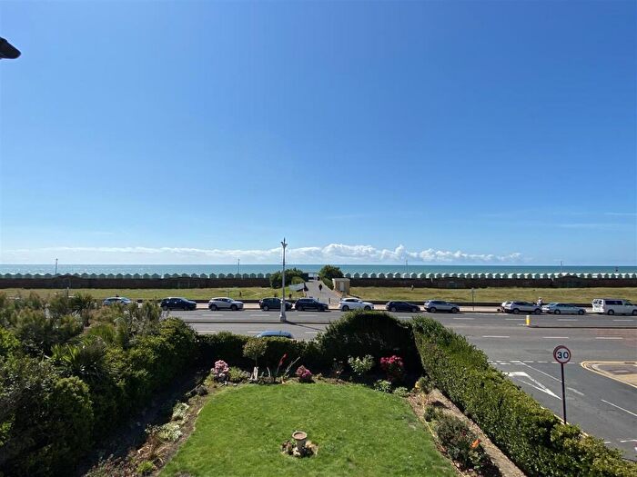 2 Bedroom Flat To Rent In Kingsway - Direct Sea View, BN3