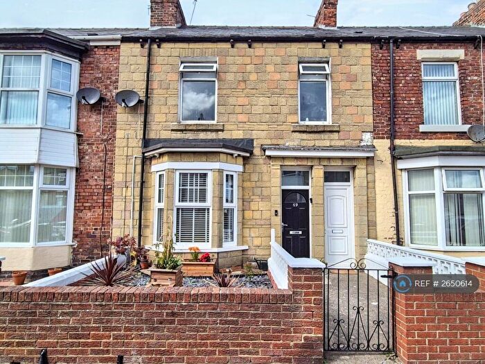 2 Bedroom Flat To Rent In Broughton Road, South Shields, NE33