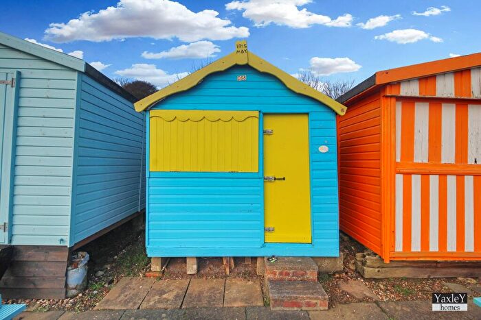 House For Sale In Southcliff Parade, Walton On The Naze, CO14