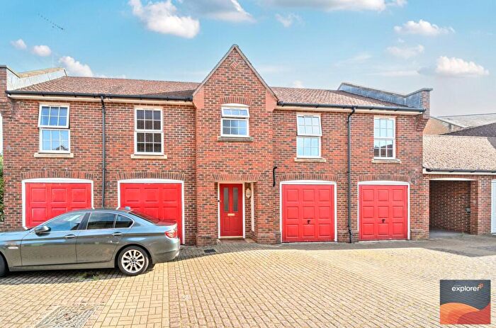 2 Bedroom House For Sale In Rockbourne Road, Sherfield Park, RG27