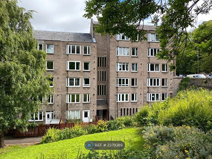 2 Bedroom Flat To Rent In Saunders Street, Edinburgh, EH3