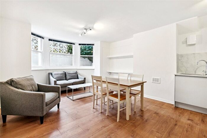 1 Bedroom Apartment To Rent In Cavendish Road, London, SW12