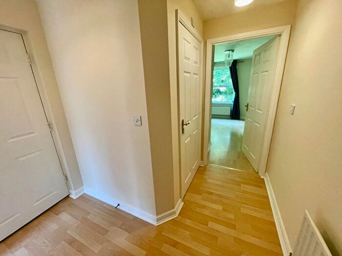 2 Bedroom Apartment For Sale In Royal Court Drive, Bolton, Lancashire, BL1 - Photo 11