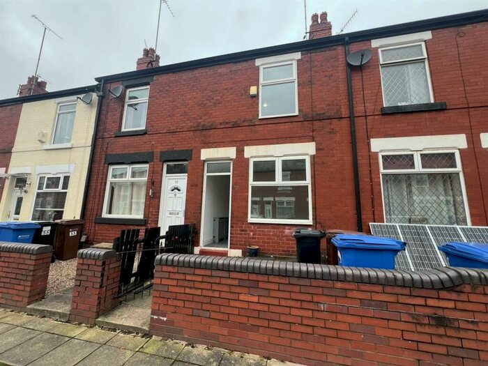 2 Bedroom House To Rent In Caistor Street, Portwood, Stockport, SK1