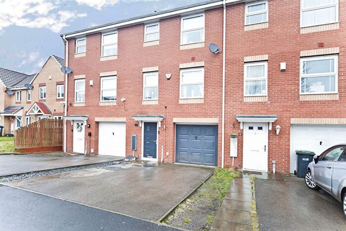 4 Bedroom Town House For Sale In Sandford Close, Wingate, TS28