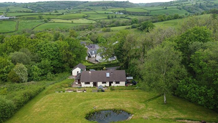 4 Bedroom Bungalow For Sale In Capel Isaac, Llandeilo, SA19