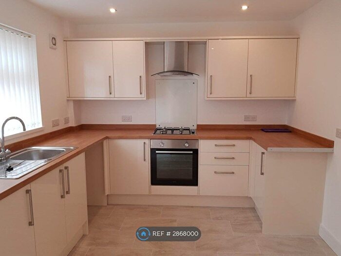 4 Bedroom End Of Terrace House To Rent In Brynhyfryd Street, Treorchy, CF42