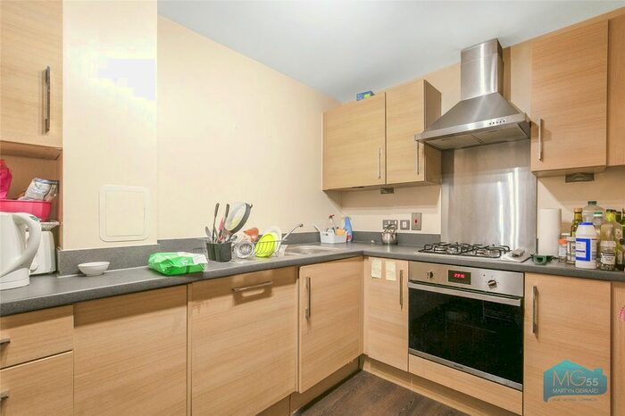 1 Bedroom Flat To Rent In Mercian Lodge, 68 Lankaster Gardens, East Finchley, London N2