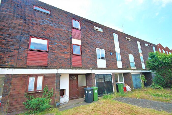 5 Bedroom House To Rent In Shrubland Street, Leamington Spa, CV31