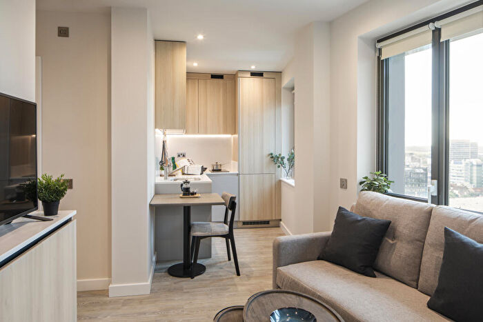 Studio To Rent In Enclave: Croydon, College Road, East Croydon, London, CR0