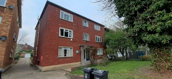 1 Bedroom Apartment To Rent In Prospect Road, Woodford Green, IG8