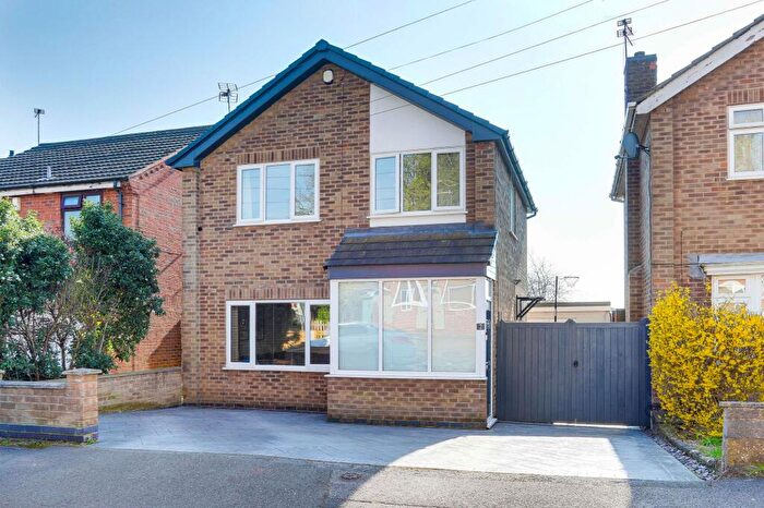 3 Bedroom Detached House For Sale In Lodge Close, Redhill, NG5