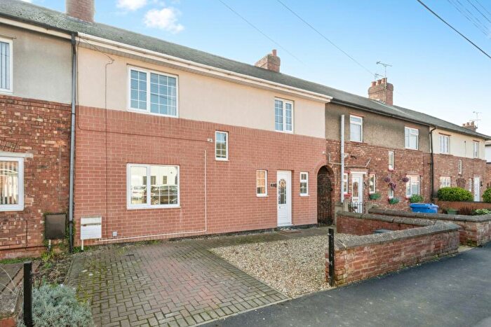 3 Bedroom Terraced House For Sale In New Street, Carcroft, Doncaster, South Yorkshire, DN6