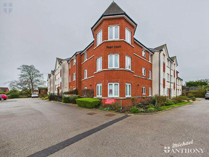 1 Bedroom Apartment For Sale In Pearl Court, Aylesbury, Buckinghamshire, HP21