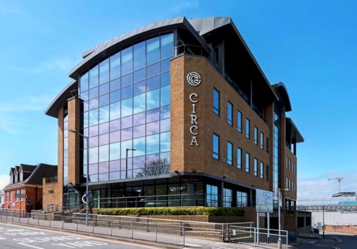 1 Bedroom Apartment To Rent In Circa, RG12