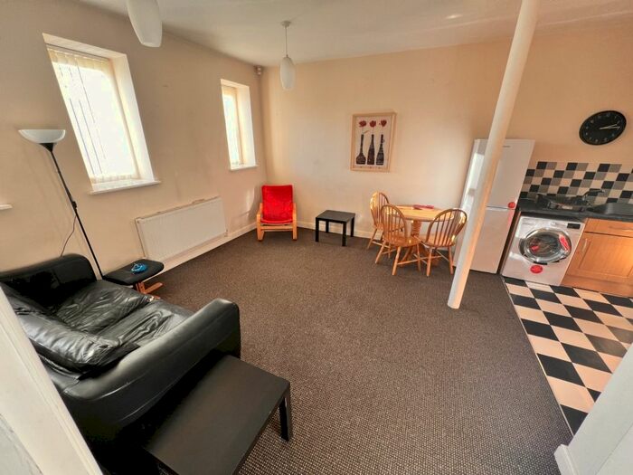 2 Bedroom Flat To Rent In Northgate House, Standishgate, Wigan, WN1