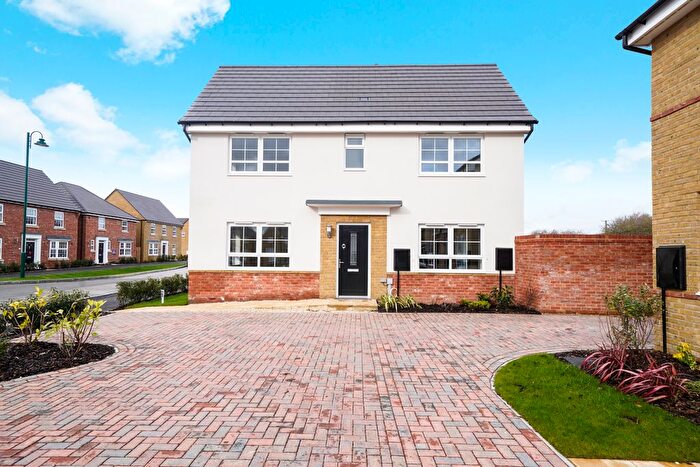 3 Bedroom Detached House To Rent In Southwold Drive, Hampton Beach, Peterborough, PE7