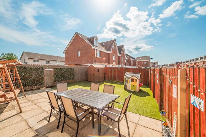3 Bedroom Detached House For Sale In Sibbald View, Armadale, EH48