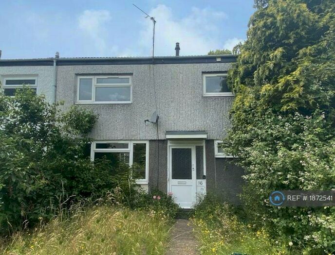 4 Bedroom End Of Terrace House To Rent In Hanbury Close, Burnham, Slough, SL1