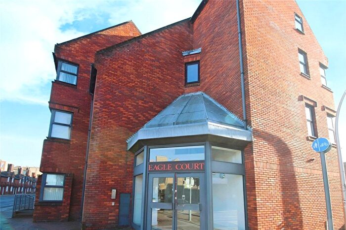 2 Bedroom Flat To Rent In Harpur Street, Bedford, Bedfordshire, MK40