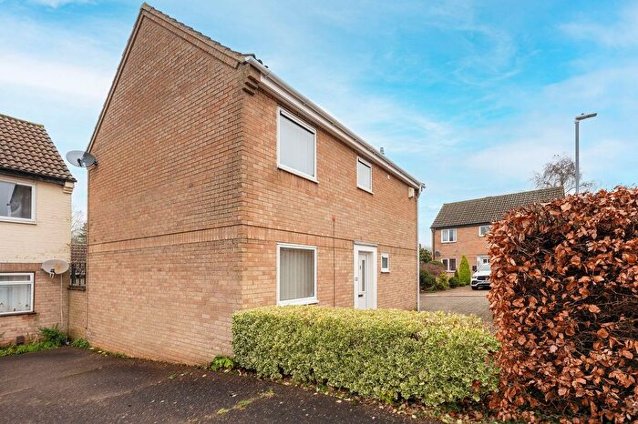 3 Bedroom Detached House For Sale In Yaxley Way, Norwich, NR5