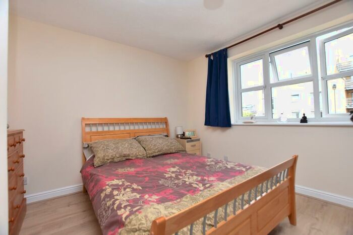 1 Bedroom Apartment For Sale In Glaisher Street, Greenwich, SE8