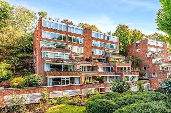 2 Bedroom Flat For Sale In Druid Woods, Avon Way, Sneyd Park, Bristol, BS9