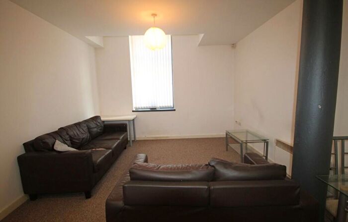 2 Bedroom Apartment To Rent In Henry Street, Liverpool, L1