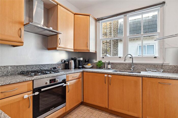 4 Bedroom Town House To Rent In Fulton Mews, London, W2