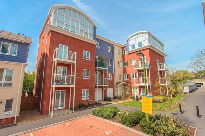 2 Bedroom Flat To Rent In Ausden Place, Pumphouse Crescent, Watford, Hertfordshire, WD17